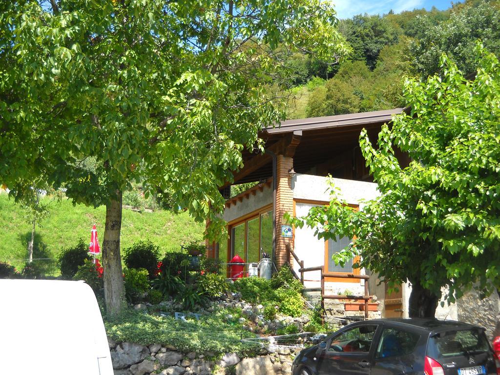 Agriturismo Cascina Lert Marone Ngoại thất bức ảnh